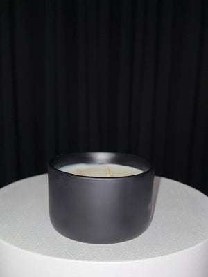 Café et Noix Candle (Holiday 2024)